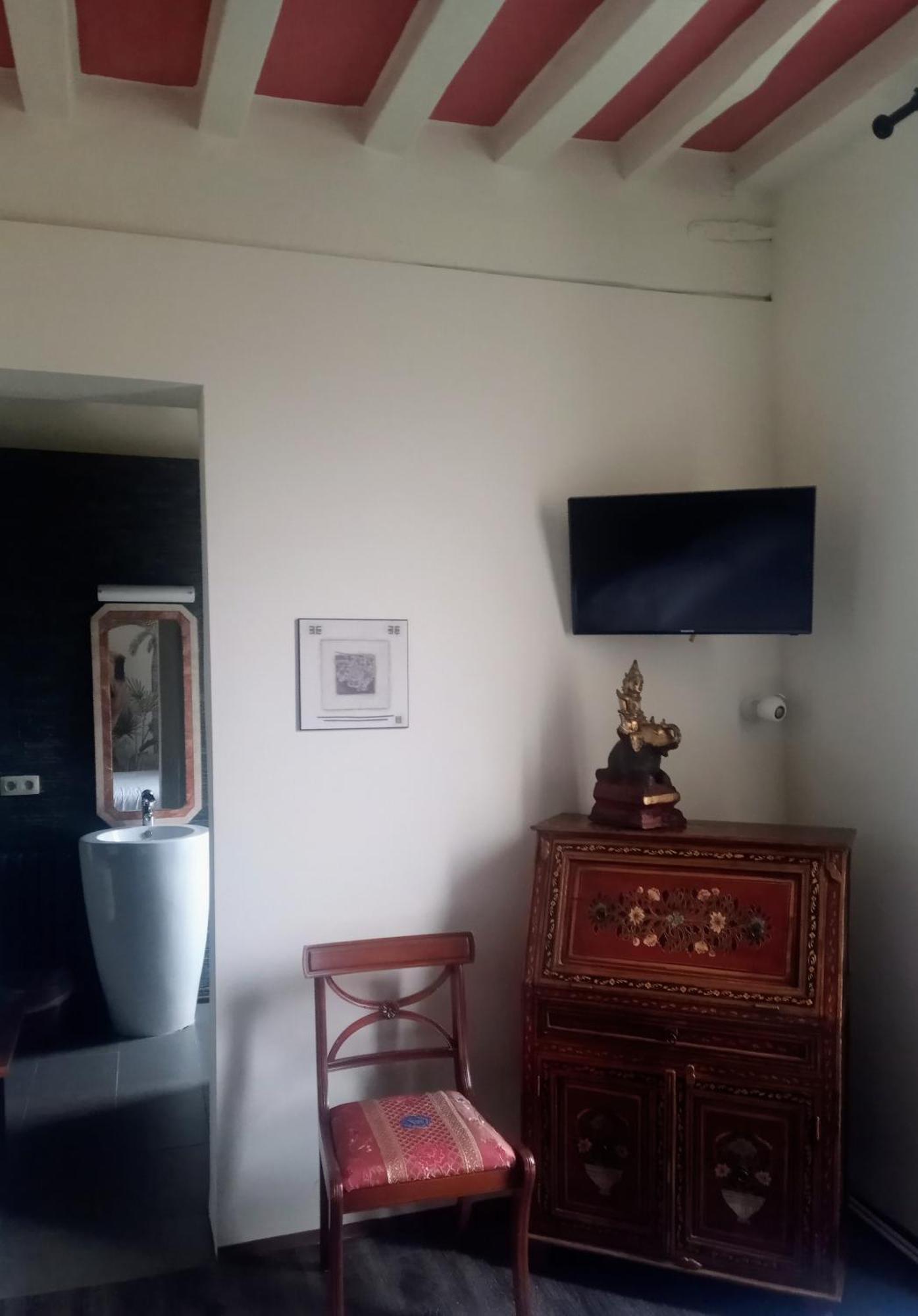 Kolmojen Hotel Sint-Truiden Bagian luar foto