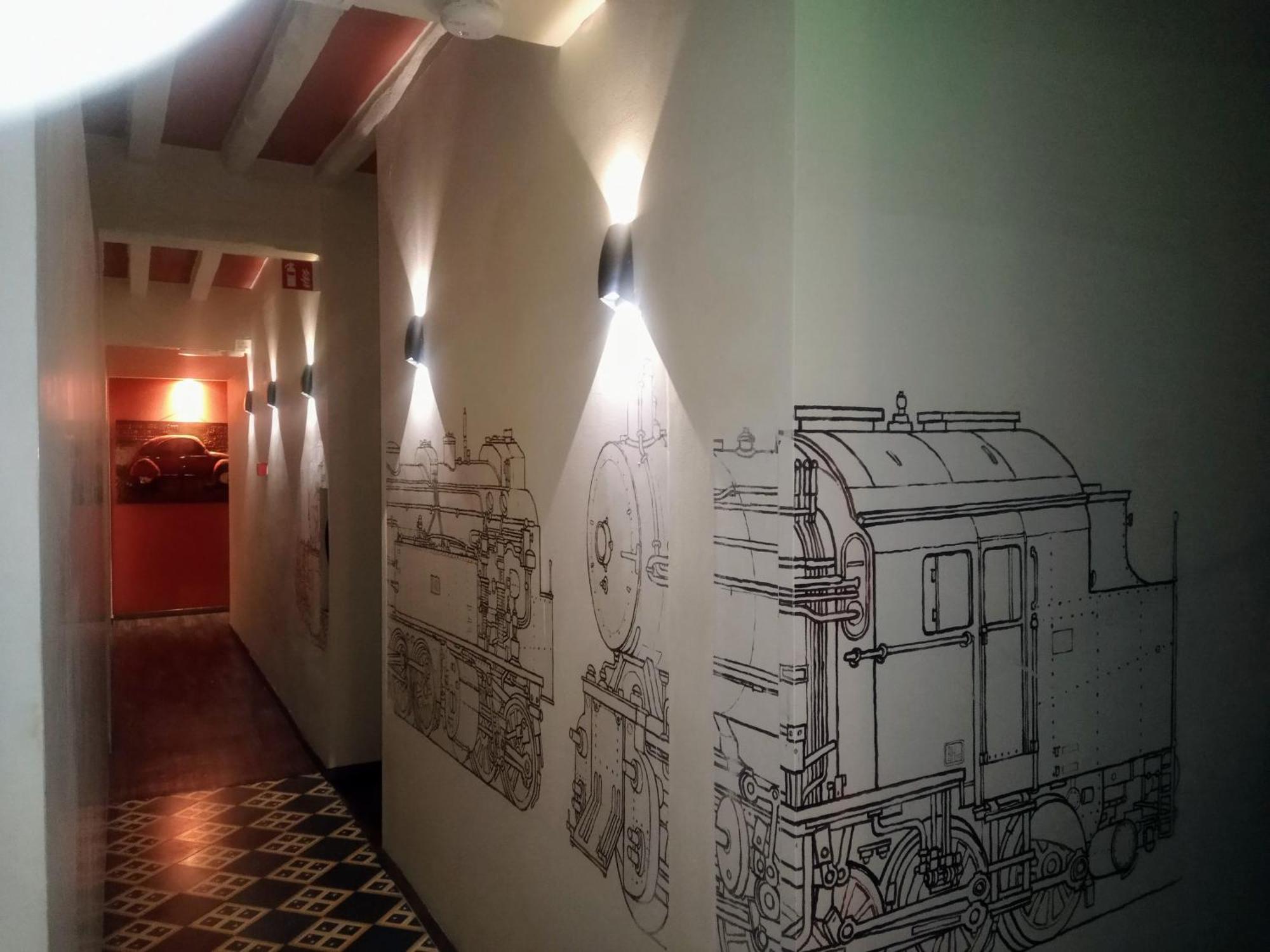 Kolmojen Hotel Sint-Truiden Bagian luar foto